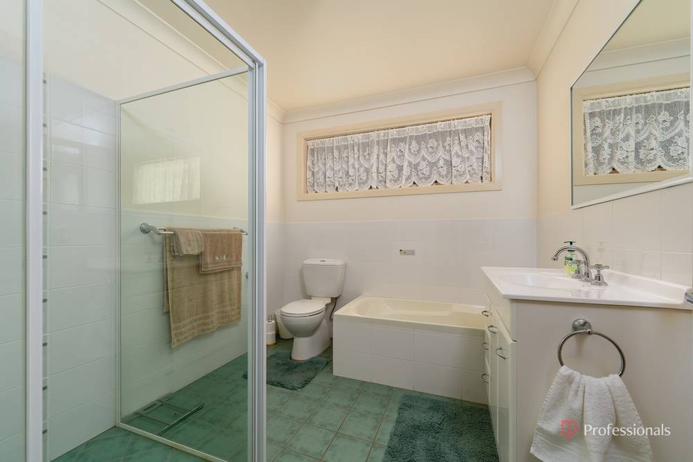 13 Rusden Court, Armidale, NSW 2350