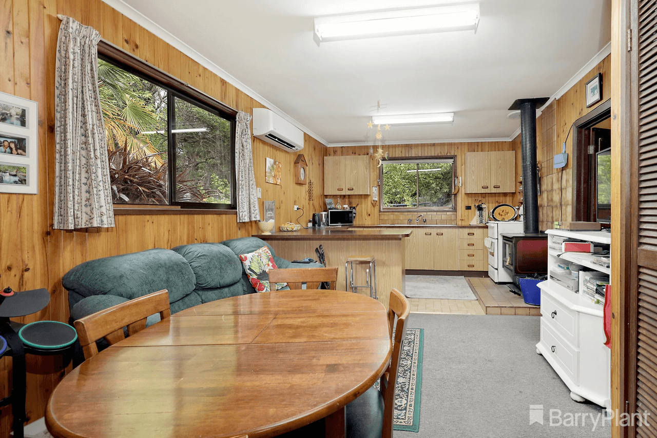 1280 Pakenham Road, Mount Burnett, VIC 3781