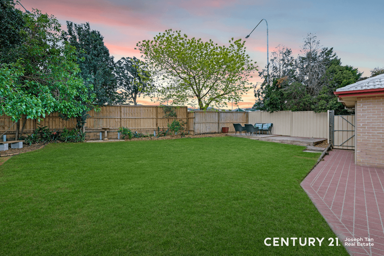 114 James Mileham Drive, Kellyville, NSW 2155