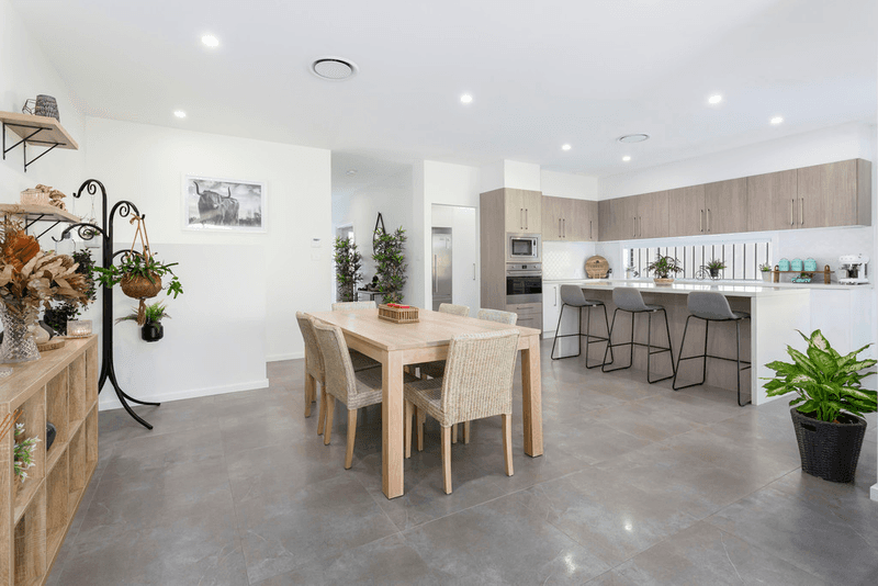 37 Sproule Crescent, JAMBEROO, NSW 2533