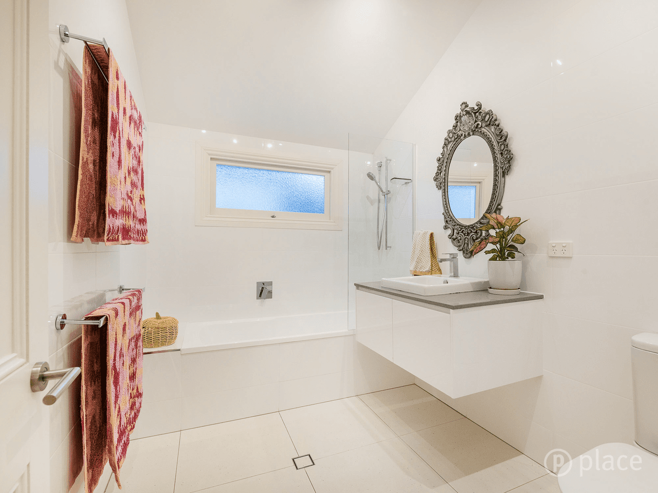 49 Rees Avenue, Coorparoo, QLD 4151