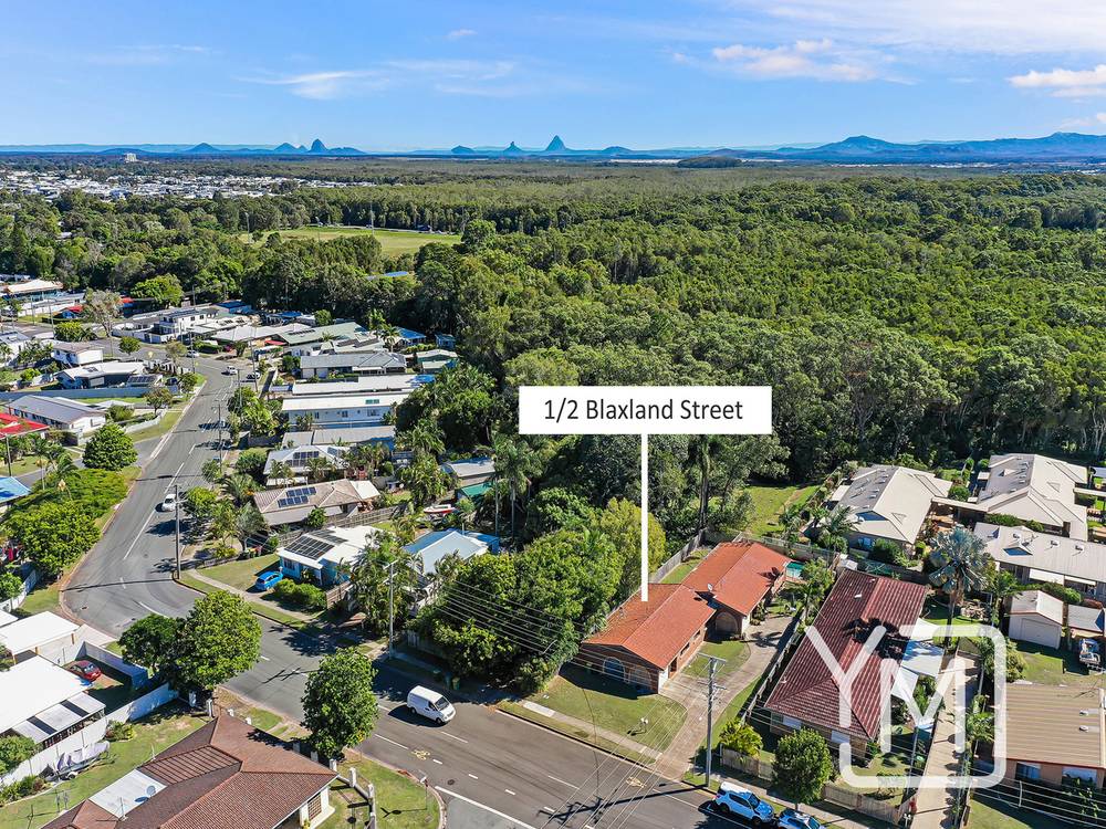 1/2 Blaxland Street, GOLDEN BEACH, QLD 4551
