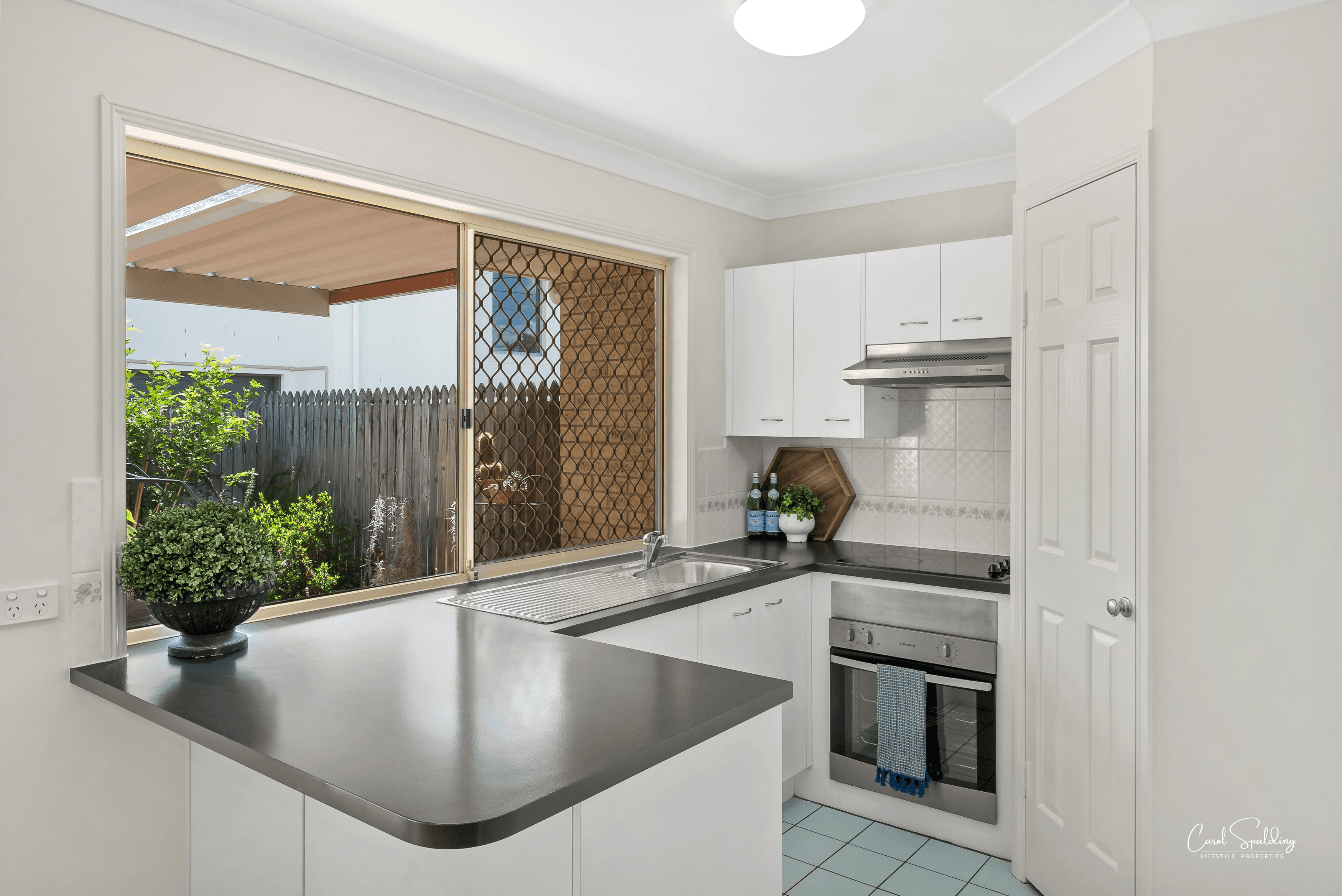 2/46 Orana Street, CARINA, QLD 4152