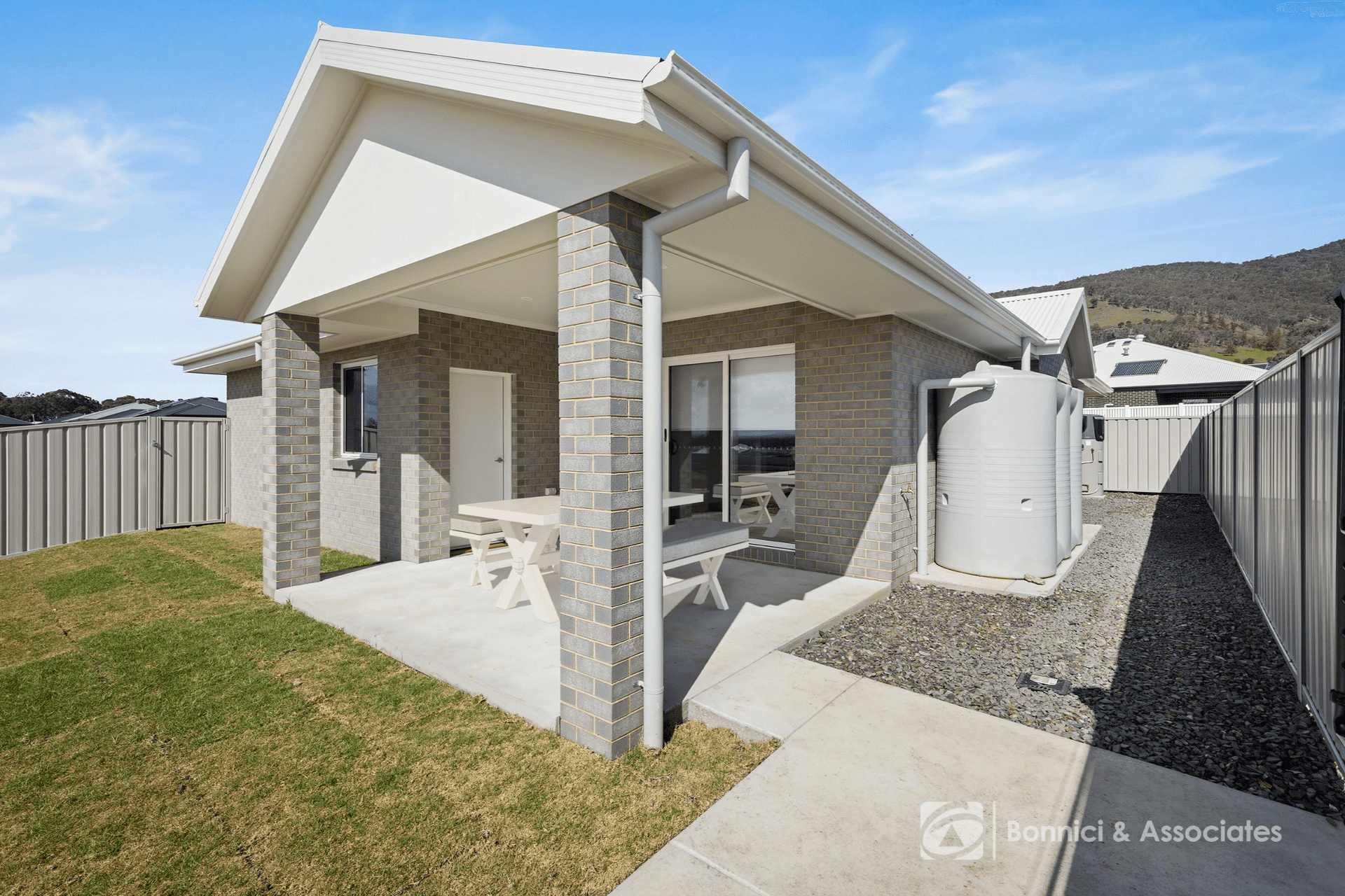 38 Westacott Crescent, Baranduda, VIC 3691