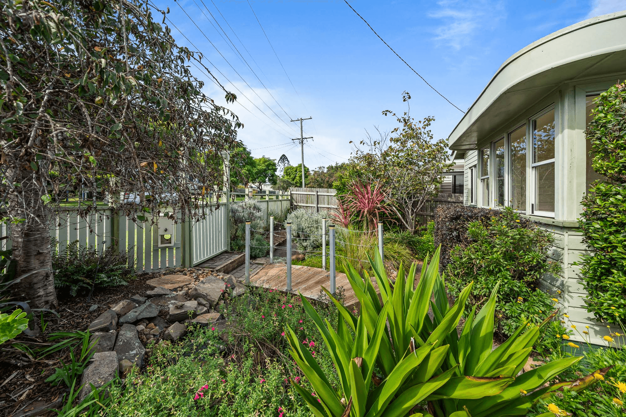 22 Rhyde Street, Mount Lofty, QLD 4350