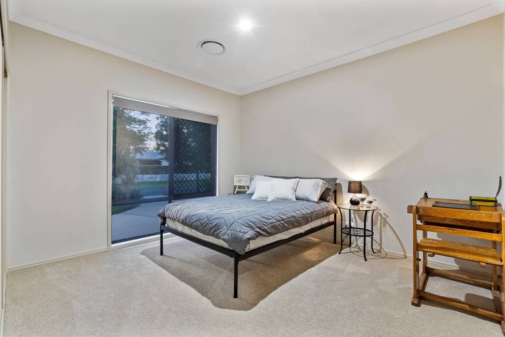 89 Cabernet Crescent, PINE MOUNTAIN, QLD 4306