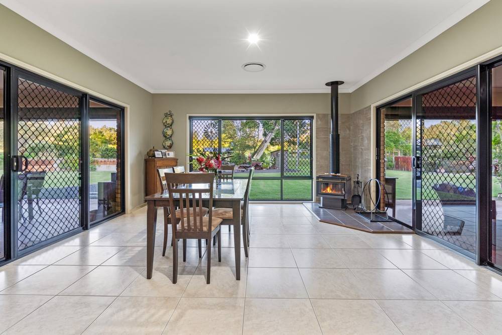 89 Cabernet Crescent, PINE MOUNTAIN, QLD 4306