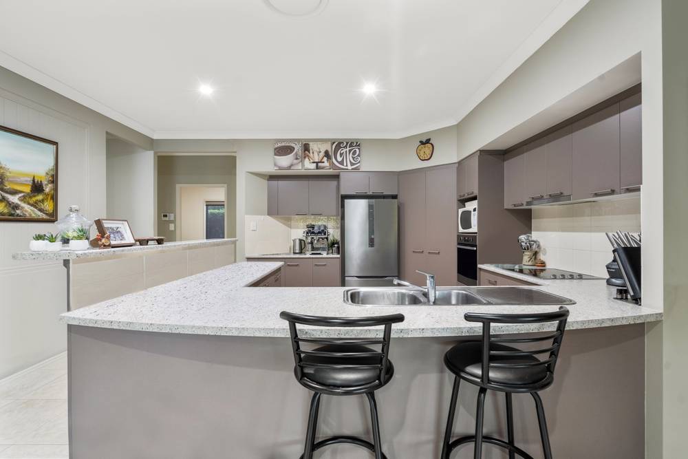89 Cabernet Crescent, PINE MOUNTAIN, QLD 4306