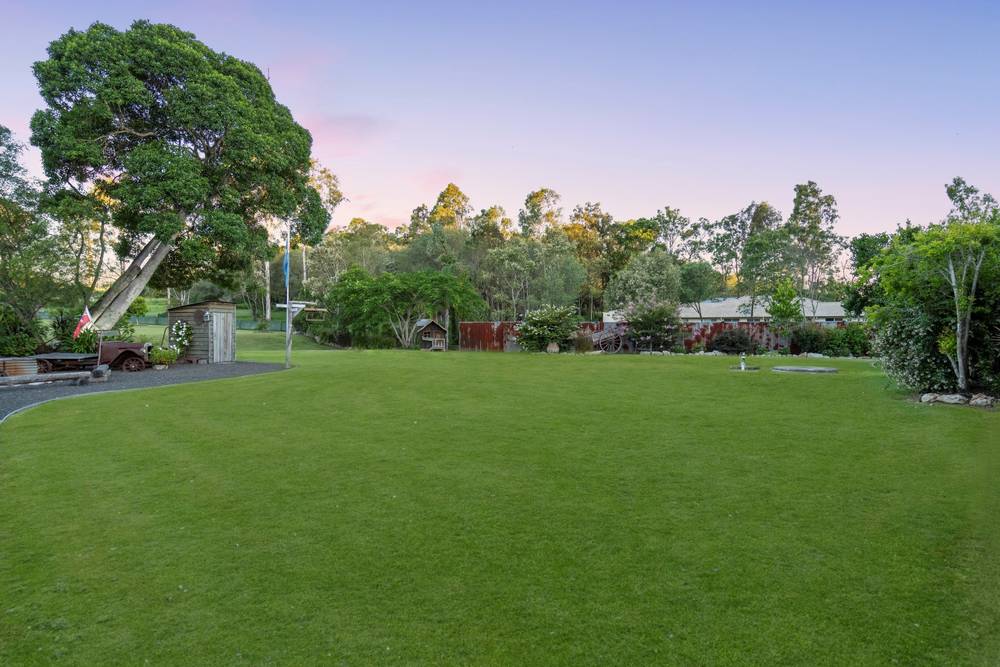 89 Cabernet Crescent, PINE MOUNTAIN, QLD 4306