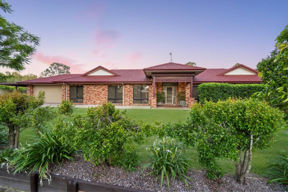 89 Cabernet Crescent, PINE MOUNTAIN, QLD 4306