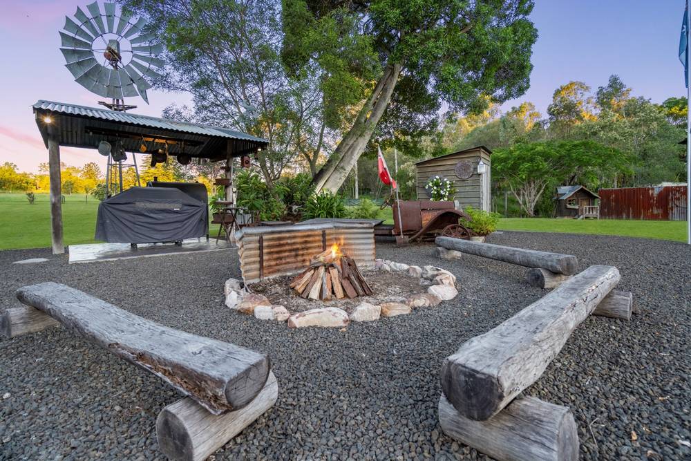 89 Cabernet Crescent, PINE MOUNTAIN, QLD 4306