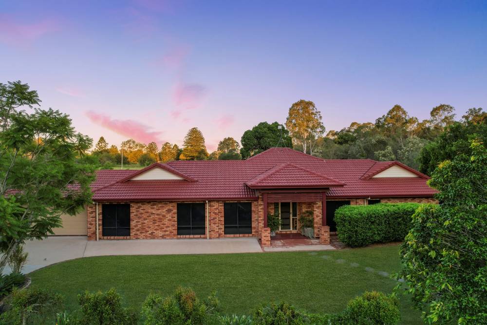 89 Cabernet Crescent, PINE MOUNTAIN, QLD 4306
