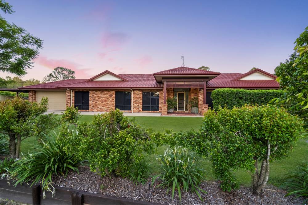 89 Cabernet Crescent, PINE MOUNTAIN, QLD 4306