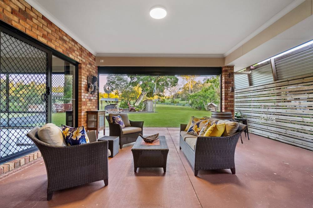89 Cabernet Crescent, PINE MOUNTAIN, QLD 4306