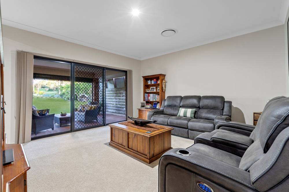 89 Cabernet Crescent, PINE MOUNTAIN, QLD 4306