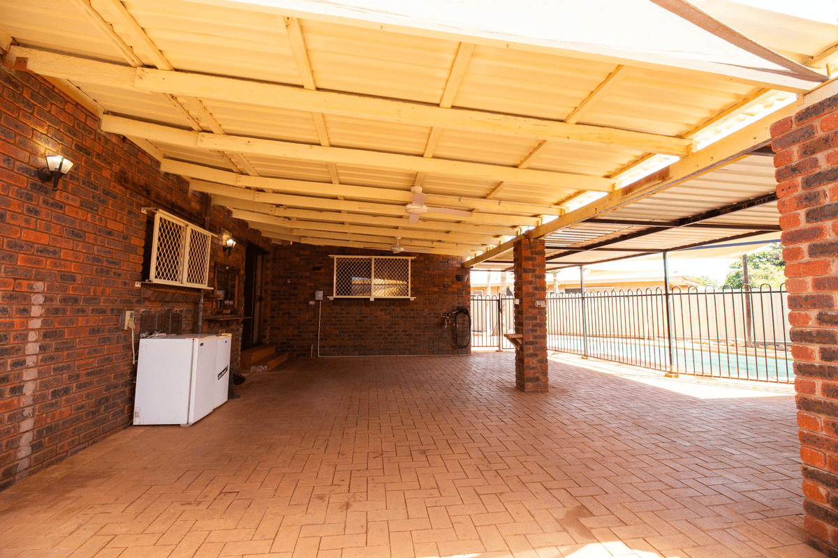 28 Etrema Loop, SOUTH HEDLAND, WA 6722