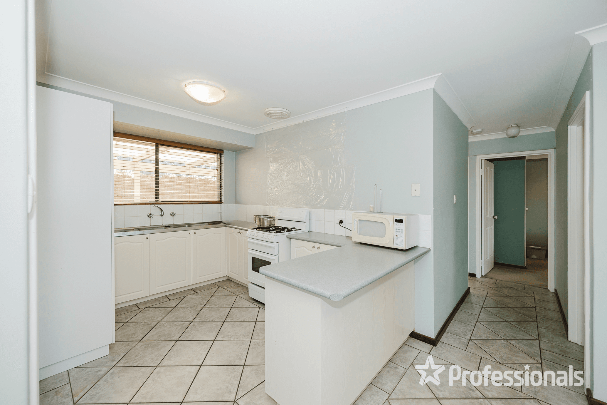 6 Roamer Street, HEATHRIDGE, WA 6027