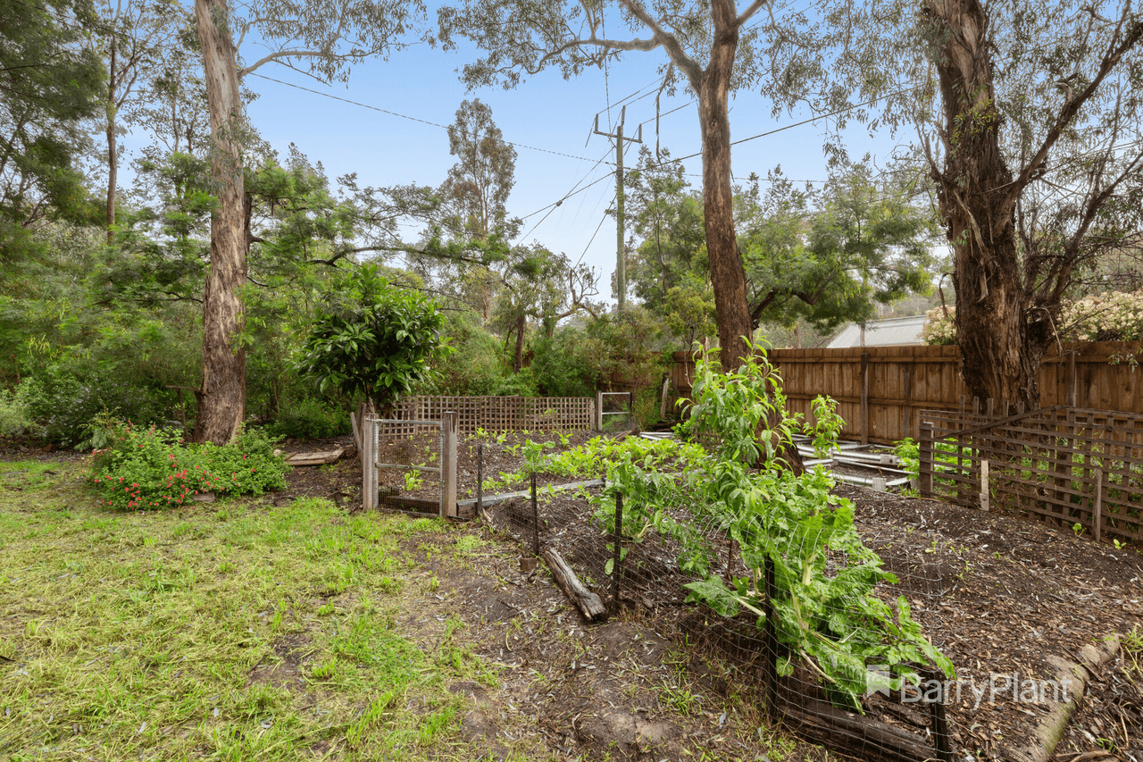 37 Haleys Gully Road, Hurstbridge, VIC 3099