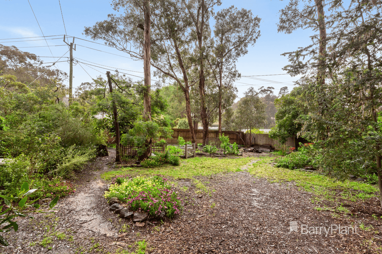 37 Haleys Gully Road, Hurstbridge, VIC 3099