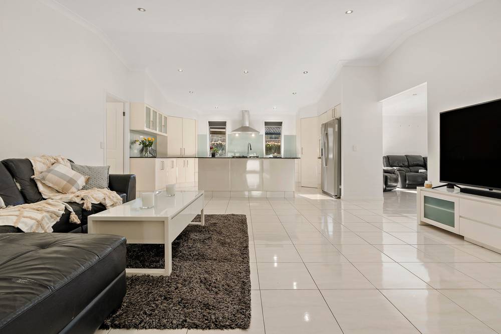 7 Bowmore Court, MERRIMAC, QLD 4226