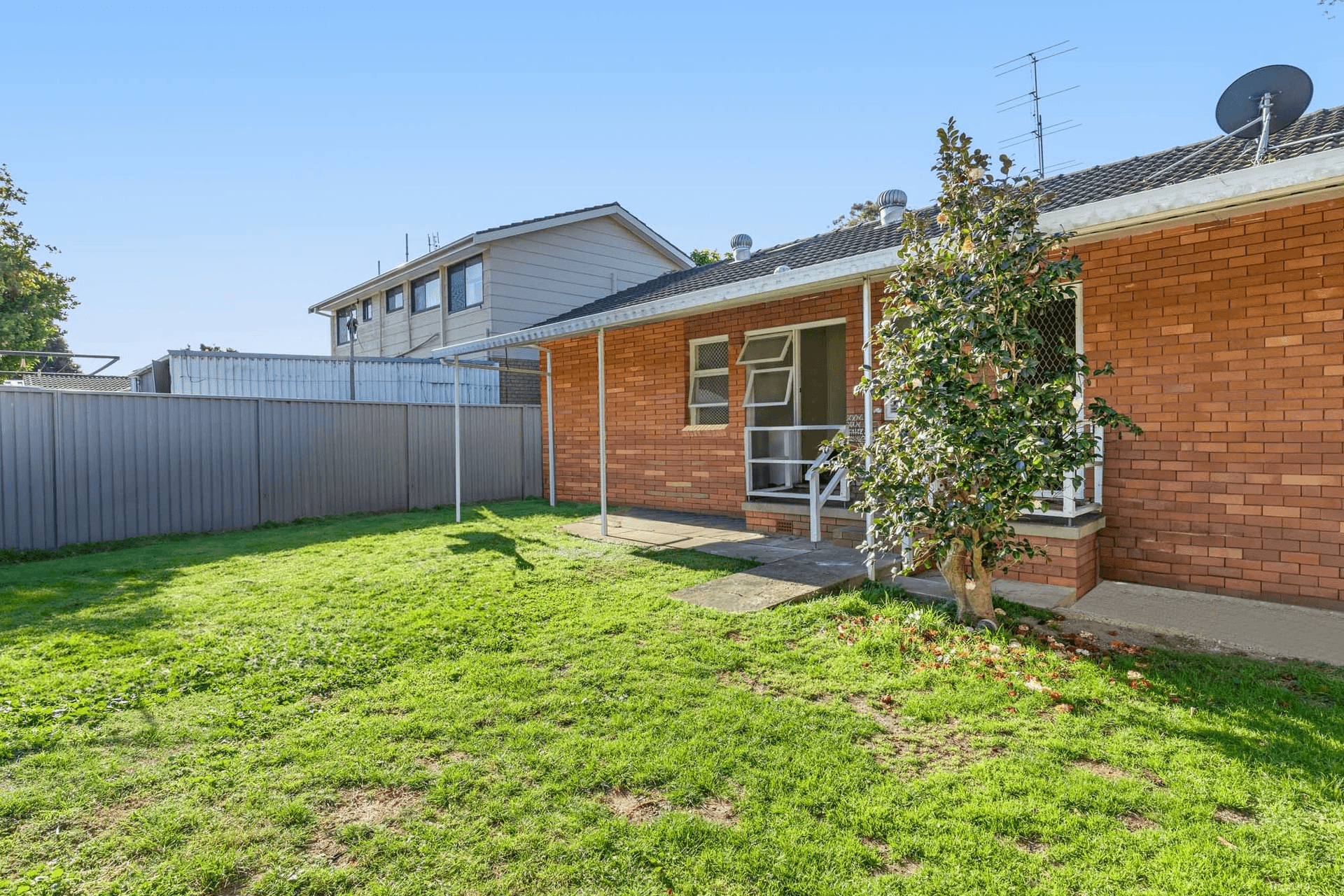 21 Kevin Street, Mannering Park, NSW 2259