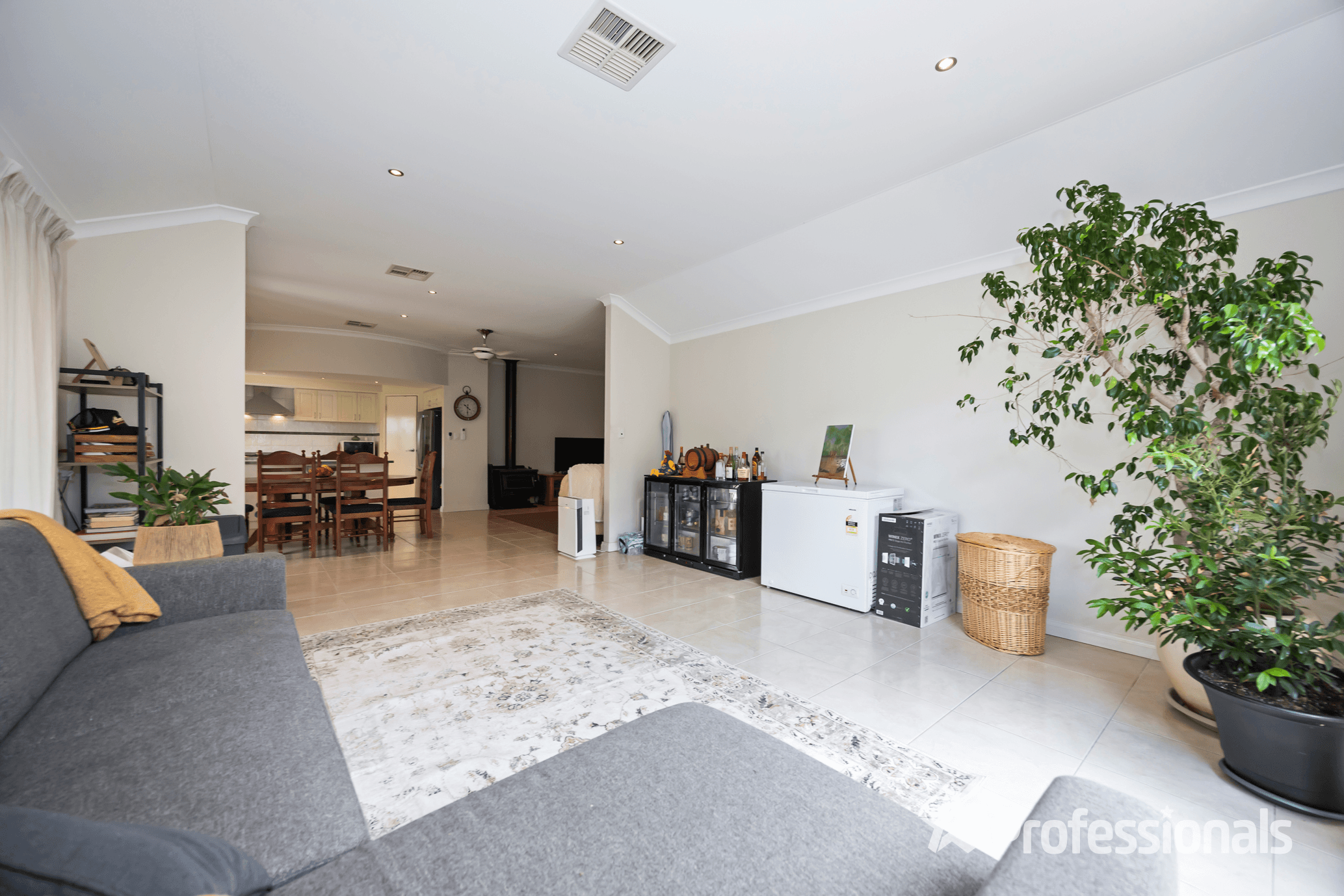 34 Oakhill Heights, ELLENBROOK, WA 6069