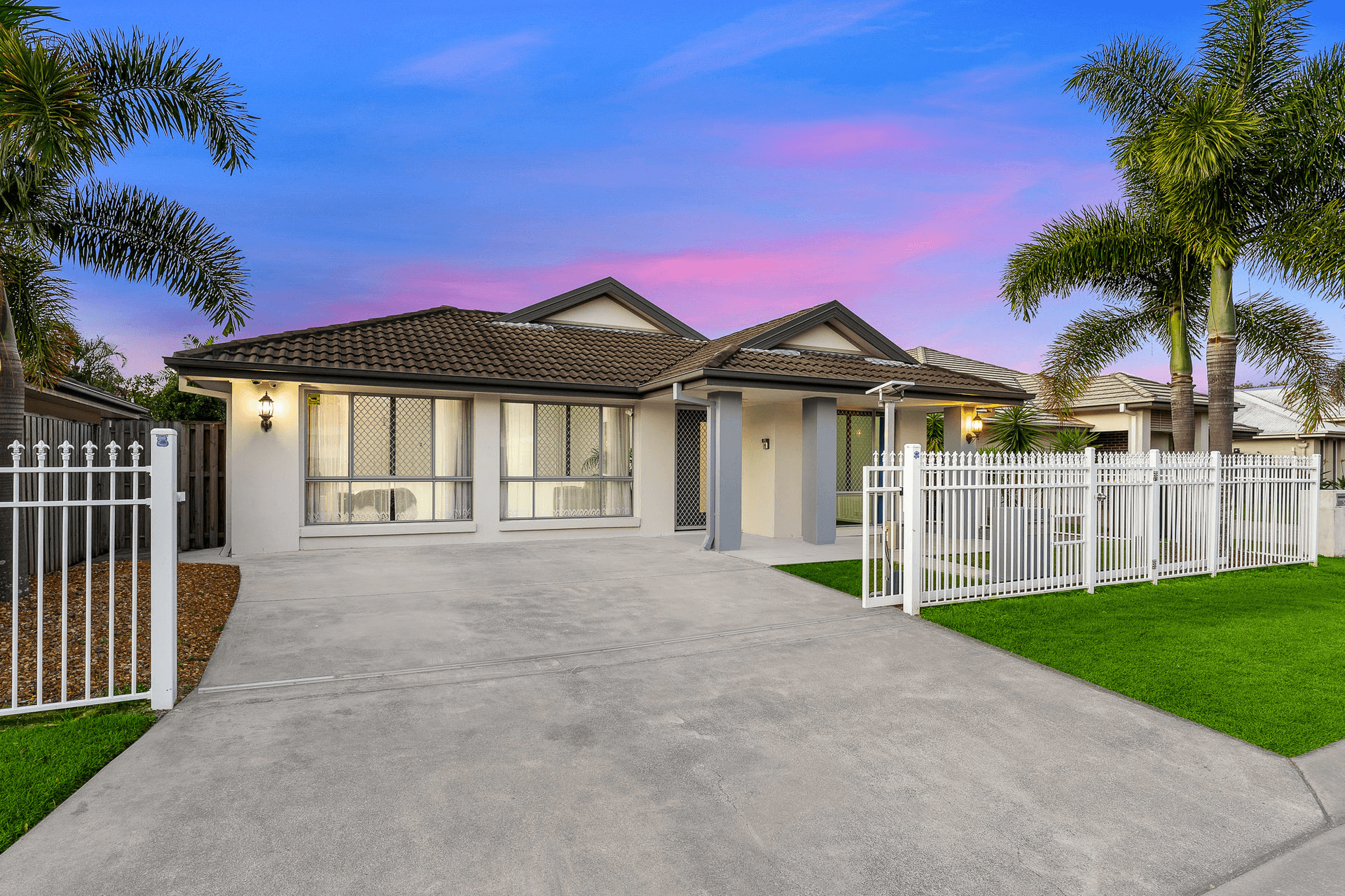 4 Tea Tree Street, Heathwood, QLD 4110