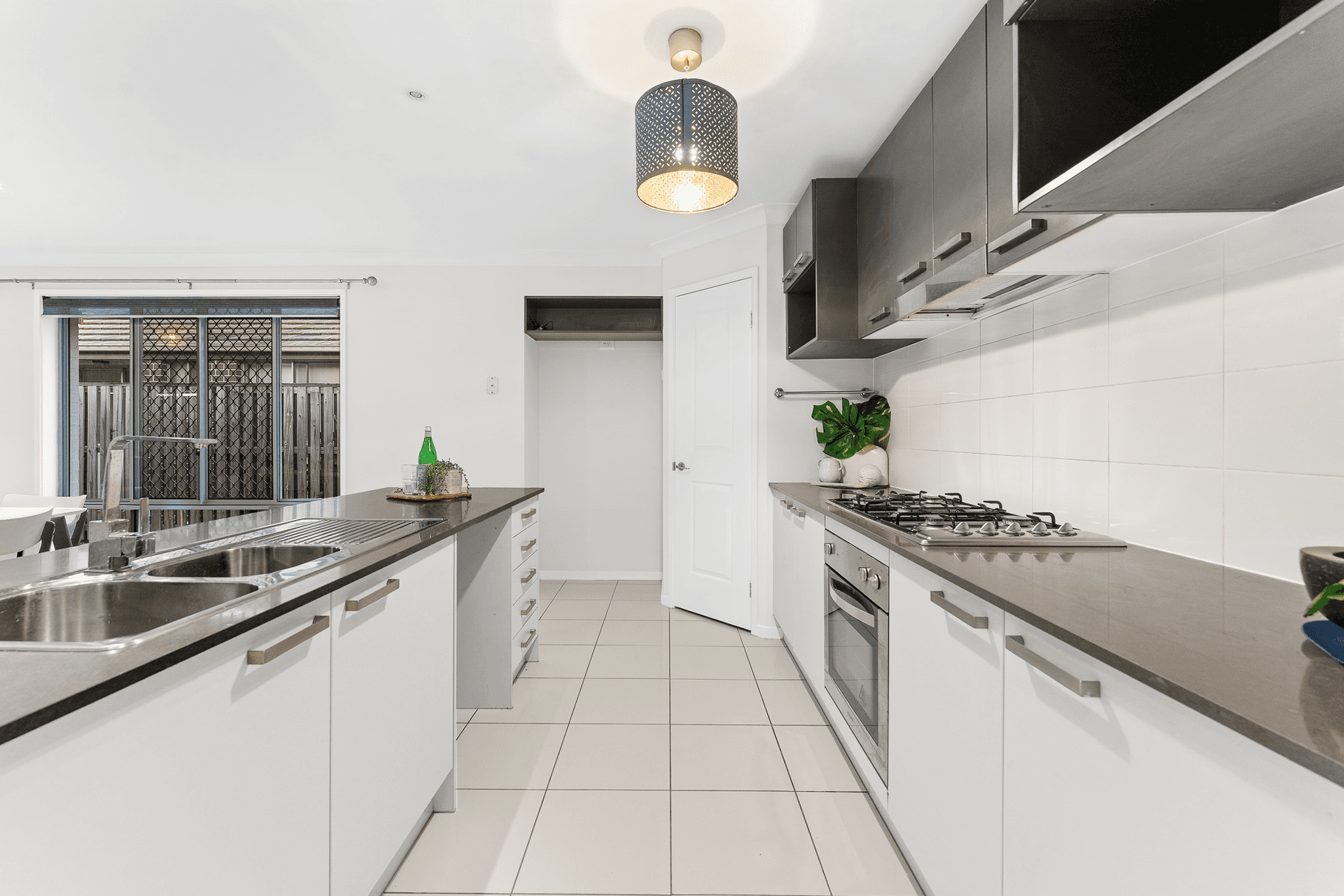4 Tea Tree Street, Heathwood, QLD 4110