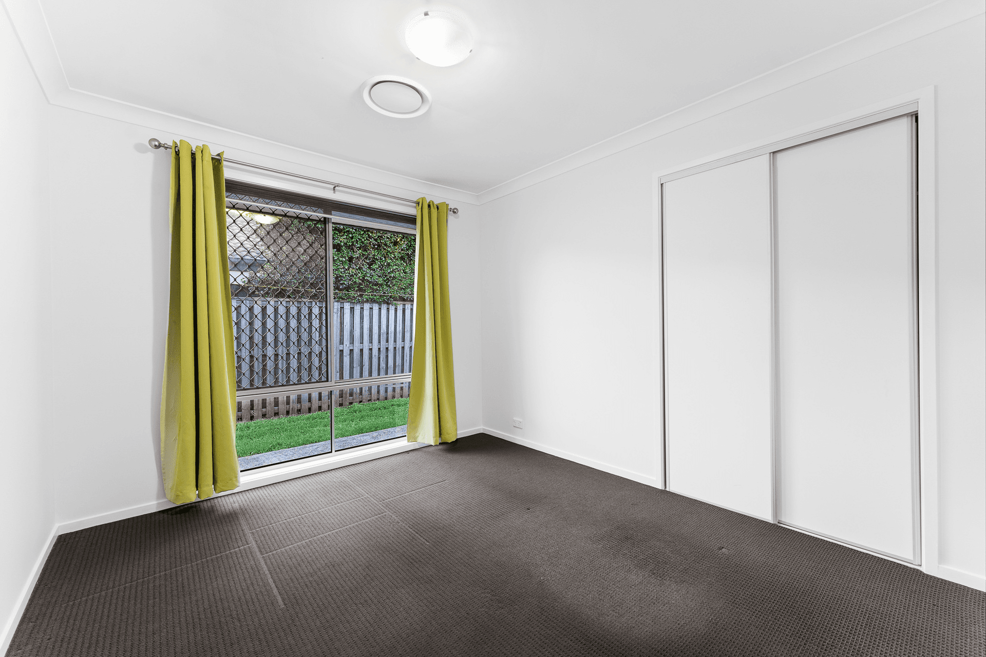 4 Tea Tree Street, Heathwood, QLD 4110