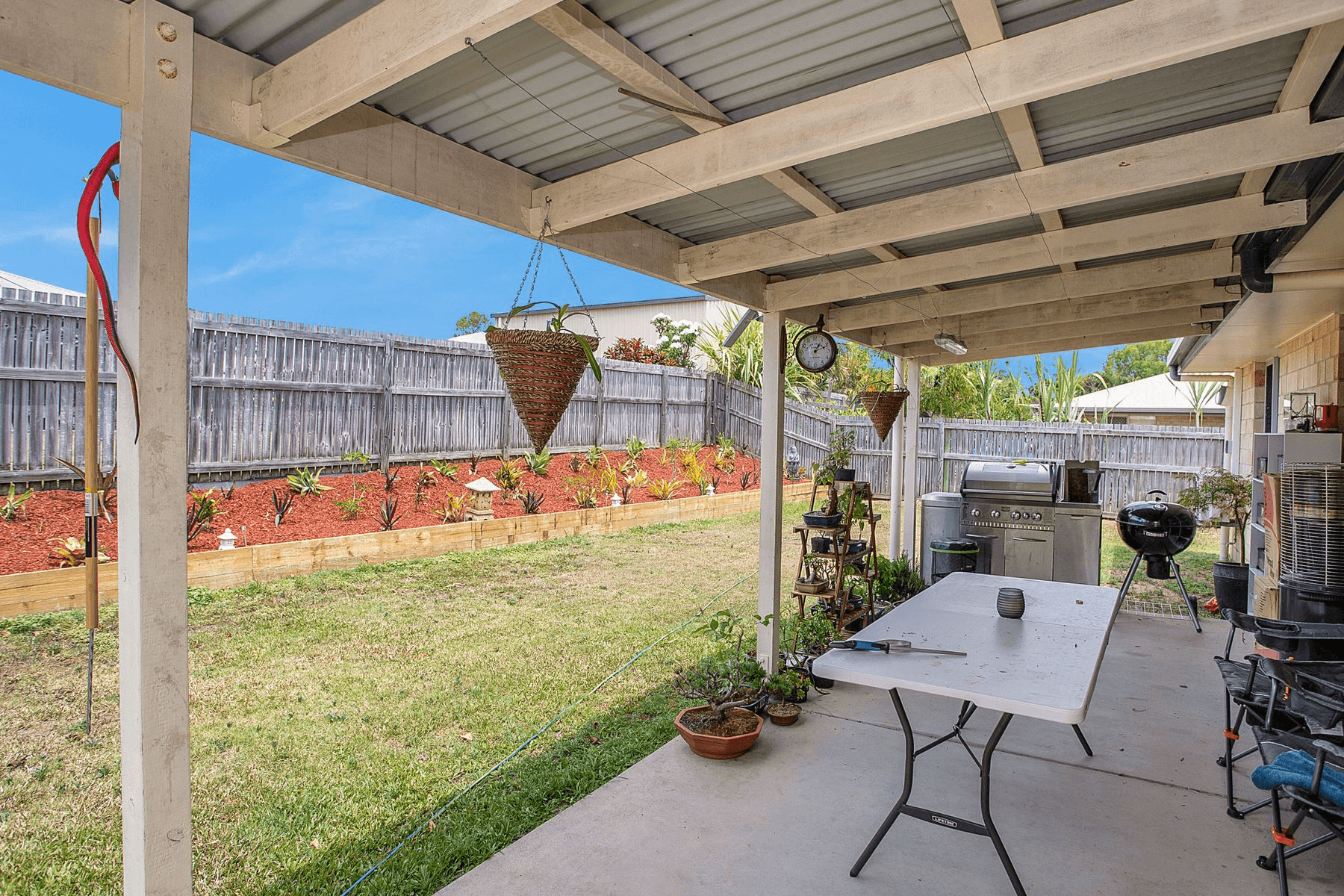 5 Lilian Avenue, EIMEO, QLD 4740