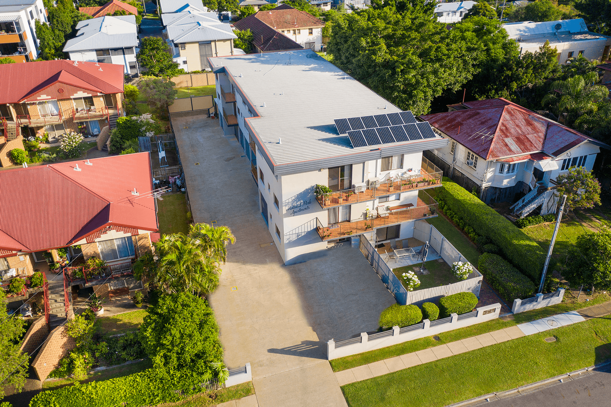 1/46 Crump Street, HOLLAND PARK WEST, QLD 4121