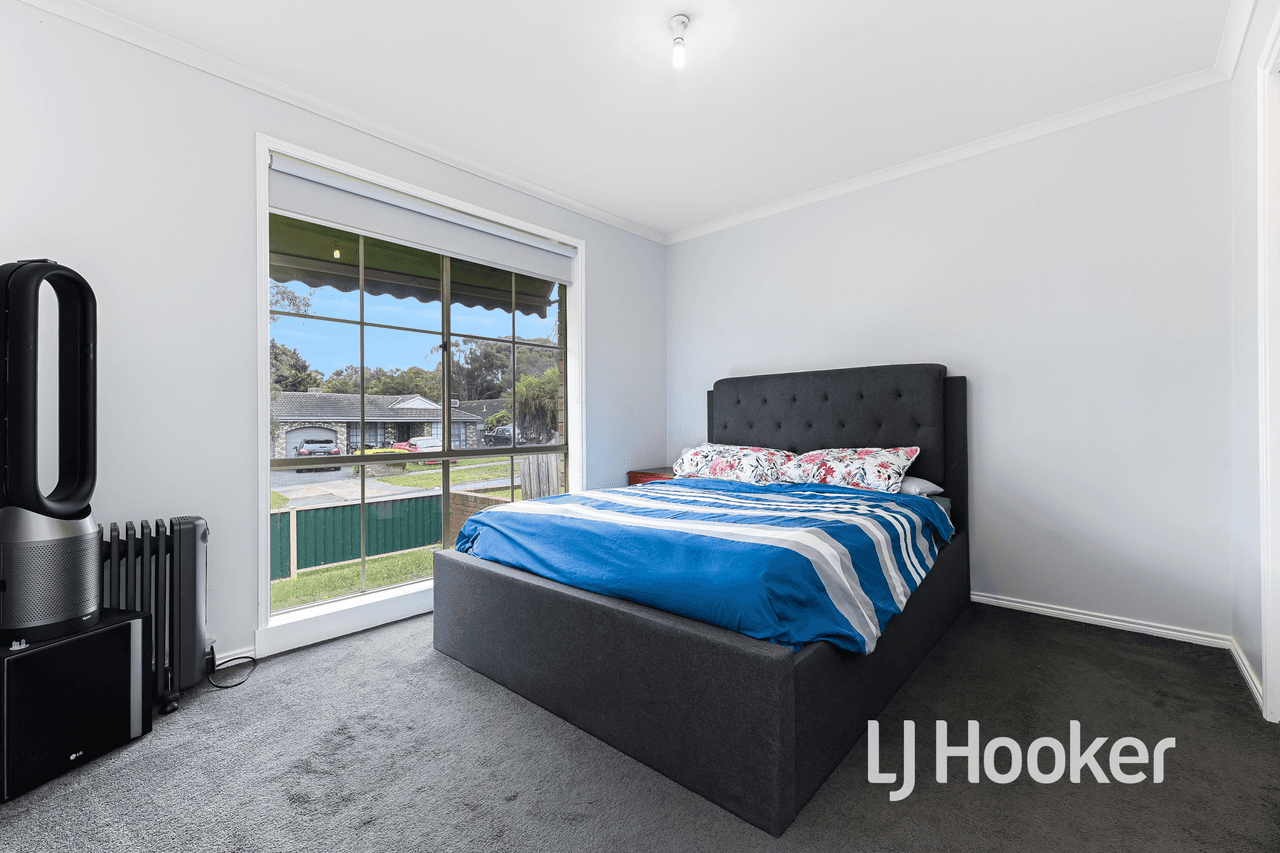 6 McNamara Court, PAKENHAM, VIC 3810