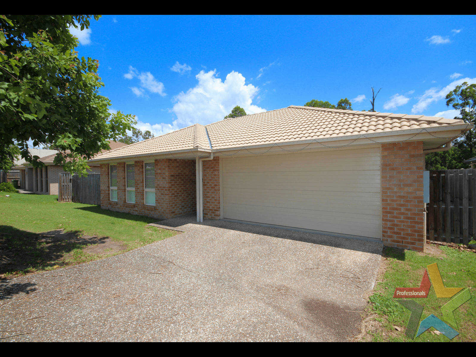 30 Parkwood Street, FERNVALE, QLD 4306