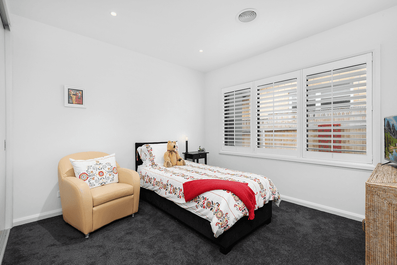 10 Fairmont Road, Newtown, VIC 3220