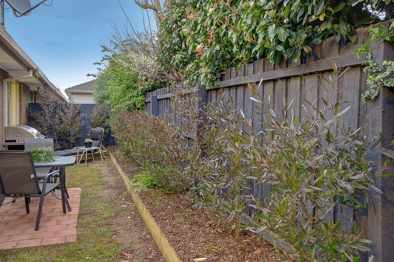 9/8-10 Ballater Avenue, Newtown, VIC 3220