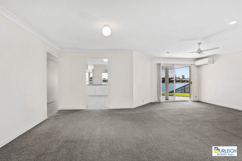 39 Wedgebill Parade, BURLEIGH WATERS, QLD 4220