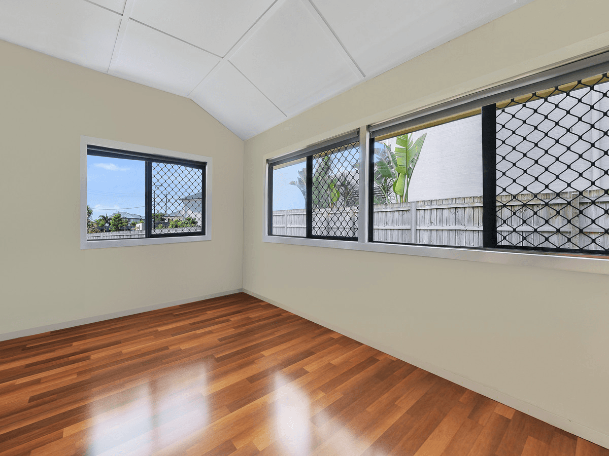 43 Deloraine Street, WAVELL HEIGHTS, QLD 4012