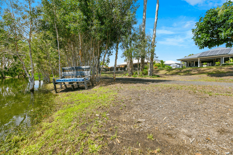 17 Sirenia Drive, Burrum Heads, QLD 4659