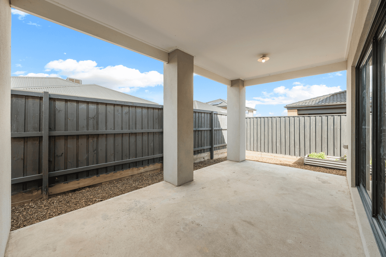 54 Ramornie Loop, WOLLERT, VIC 3750