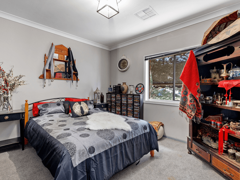 57 BANK STREET, AVENEL, VIC 3664