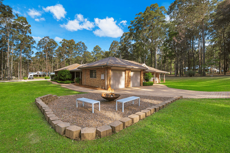 1 Pedeman Place, Jilliby, NSW 2259