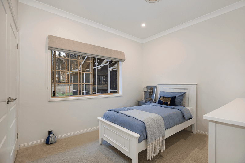 1 Pedeman Place, Jilliby, NSW 2259