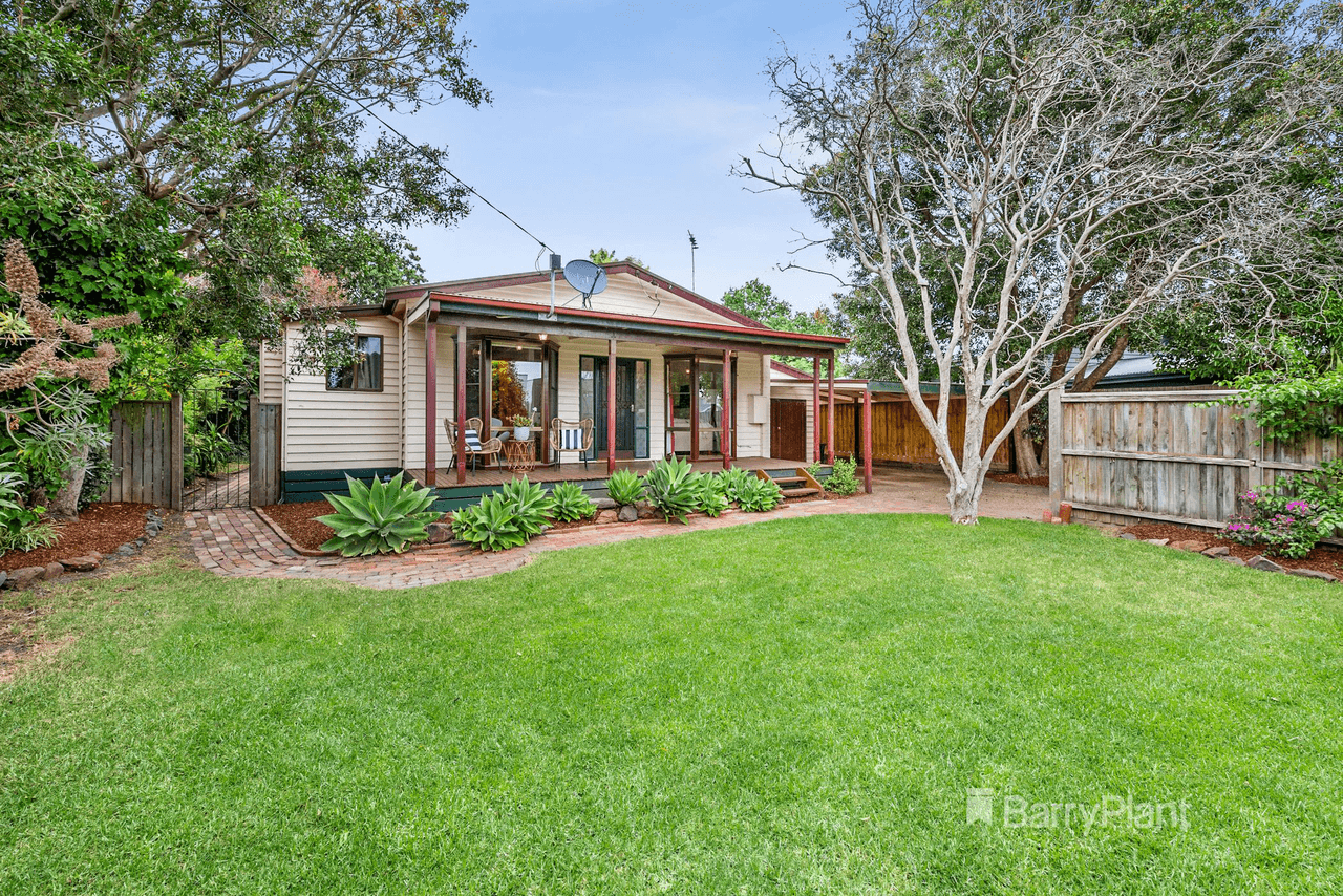 16 Moomba Street, MORNINGTON, VIC 3931