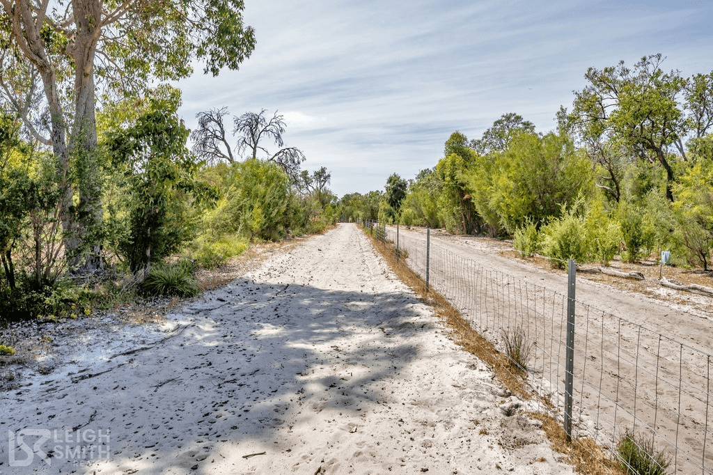 851 Southern Estuary Road, Lake Clifton, WA 6215