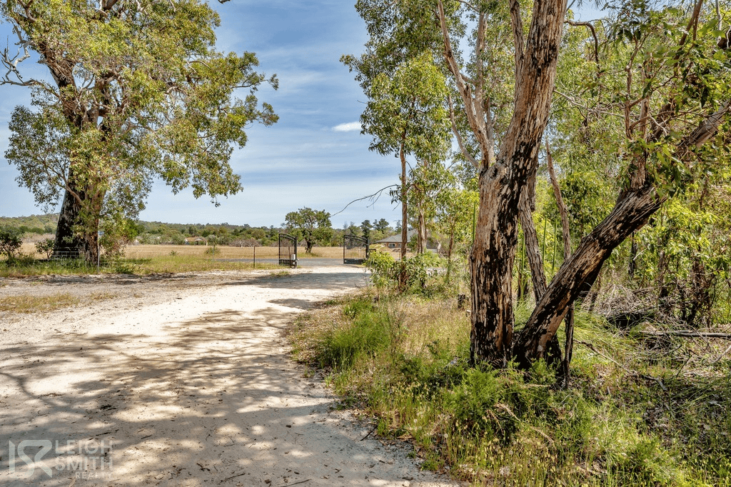 851 Southern Estuary Road, Lake Clifton, WA 6215