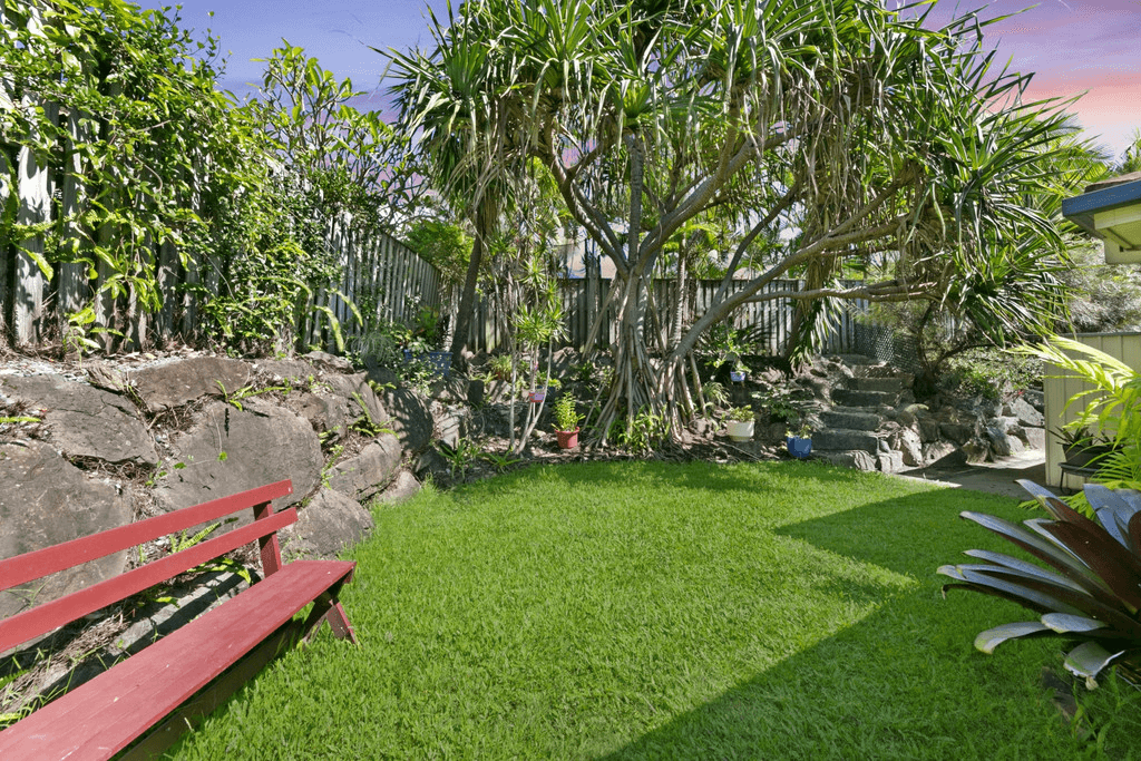 6 Ilminster Crescent, MUDGEERABA, QLD 4213