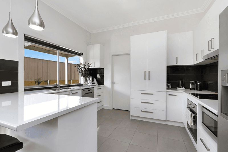 274 Woodward Road, GOLDEN SQUARE, VIC 3555