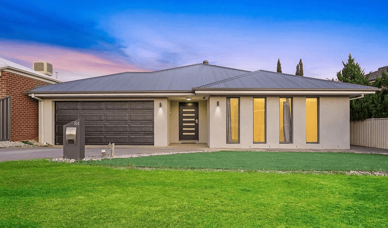 84 Halletts Way, BACCHUS MARSH, VIC 3340