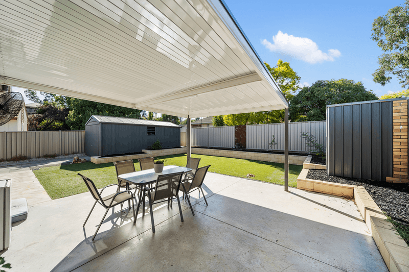 3 Bren Street, KENNINGTON, VIC 3550