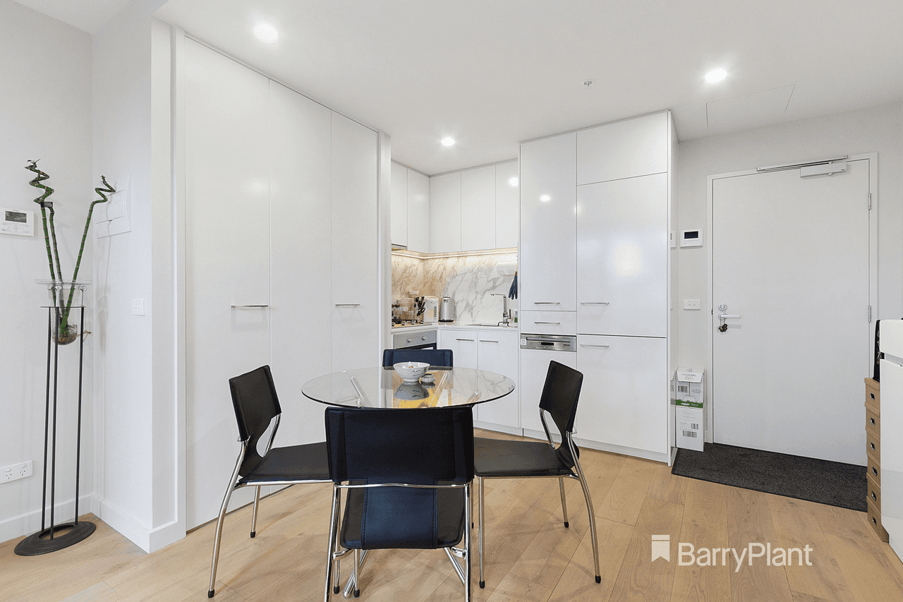 106/832 Doncaster Road, DONCASTER, VIC 3108